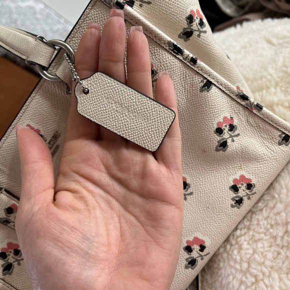 Coach Leather Crossbody - Picture 3 of 8